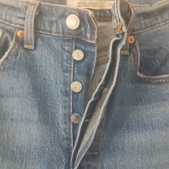 Levi's Premium Ribcage Straight Leg Button Fly Ankle Denim Light Wash Sz 27 x 27 - Picture 5 of 13